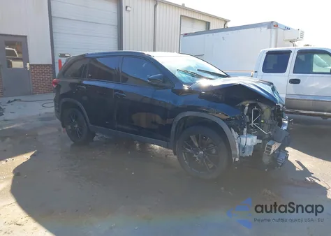 2019 Toyota Highlander Se from USA, damaged, VIN 5TDJZRFH4KS969764